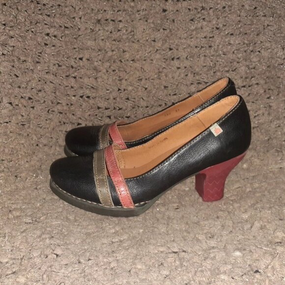 ART COMPANY- Black Leather Strappy Pump w/Rubber Block Heel-Sz 37-Near Mint - Picture 2 of 7